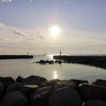 2 Person In Albaek-by Traum * Ålbæk