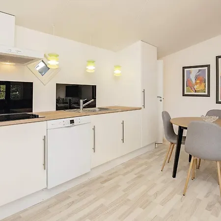 2 Person In Albaek-by Traum